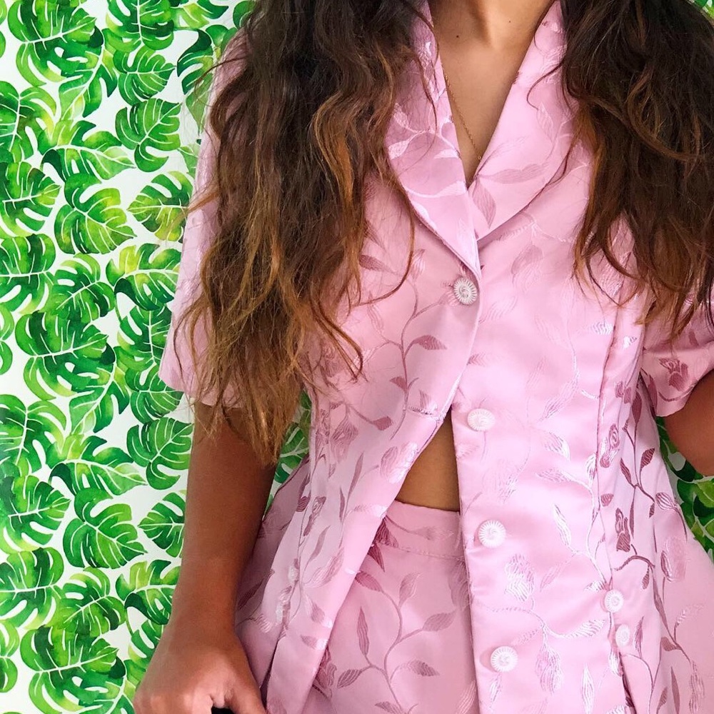 Pretty Pink - Picture 2 of 4